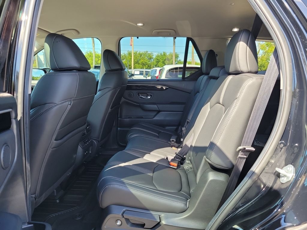 2026 Honda Pilot EX-L - Photo 16