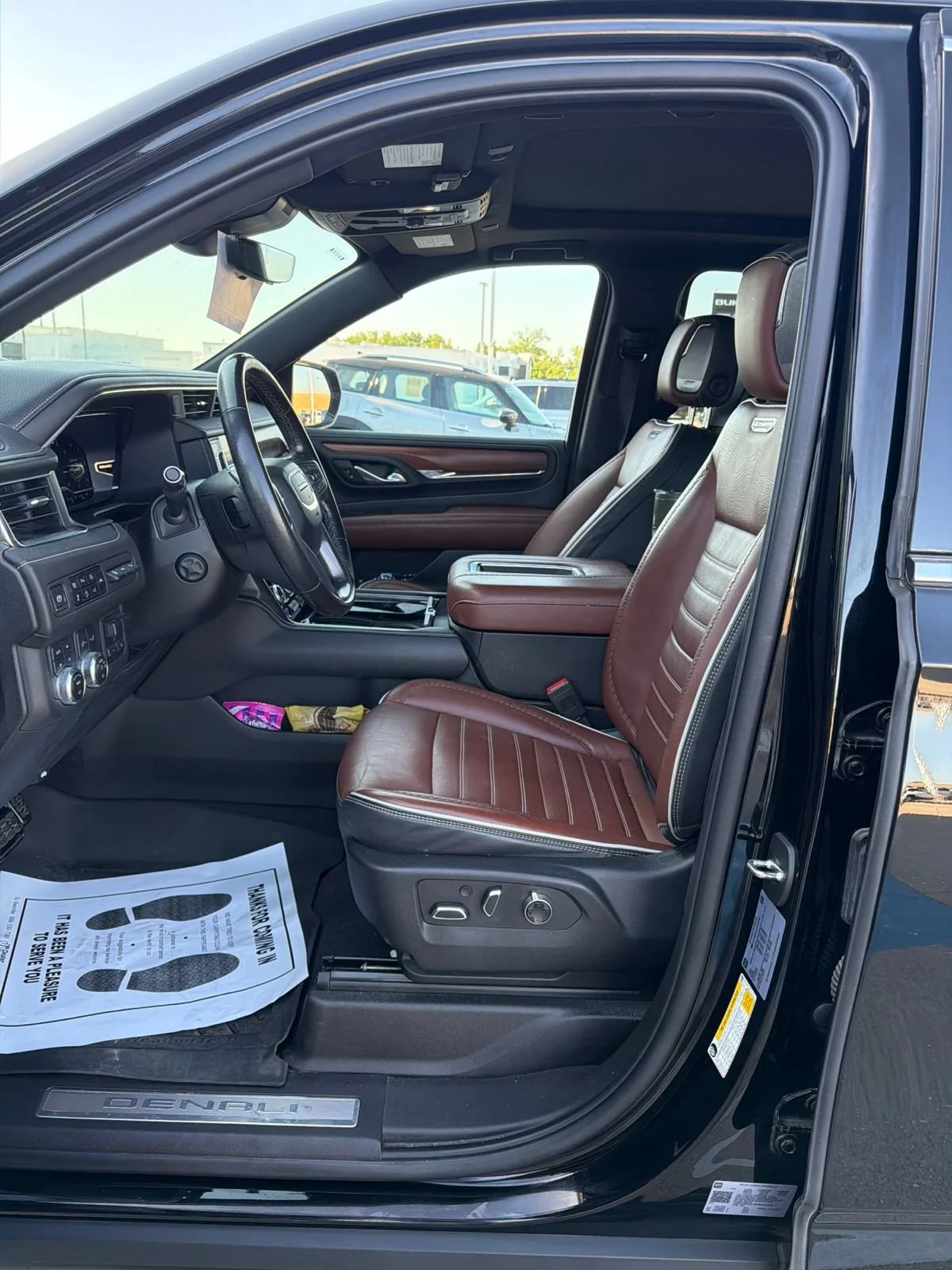 Used 2023 ONYX BLACK GMC Denali Ultimate image 11