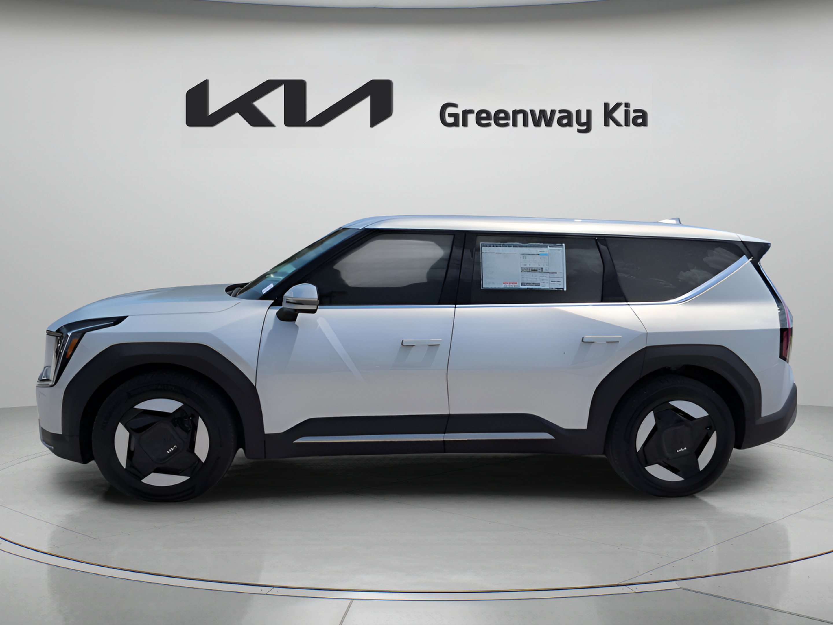New 2026 Ivory Silver Kia Light Long Range image 5