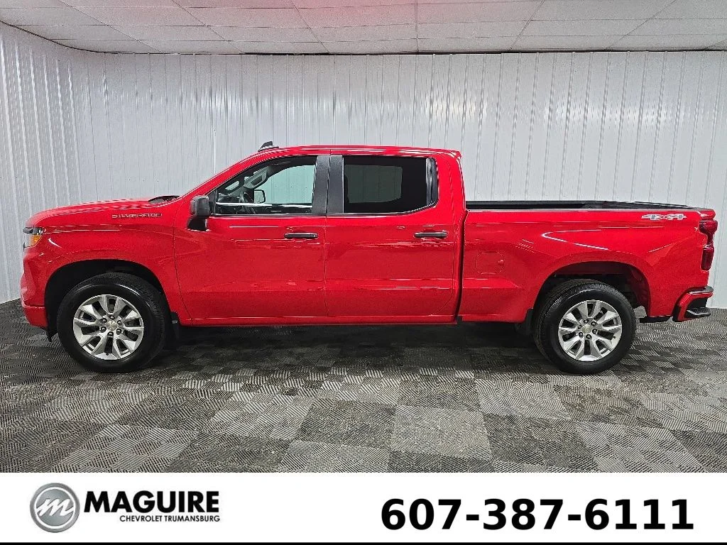 Used 2023 Red Chevrolet Custom image 5