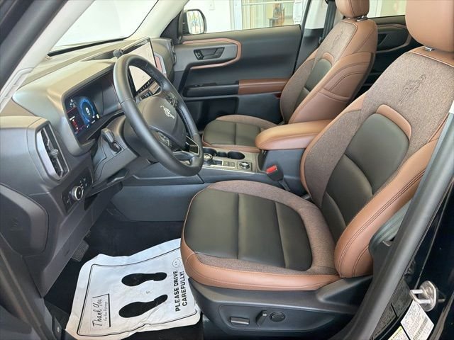 Used 2025 Black Ford Outer Banks image 15