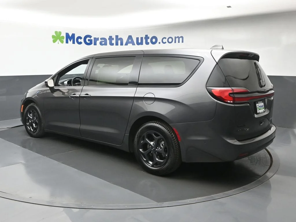 Certified Used 2022 Gray Chrysler Touring L image 26