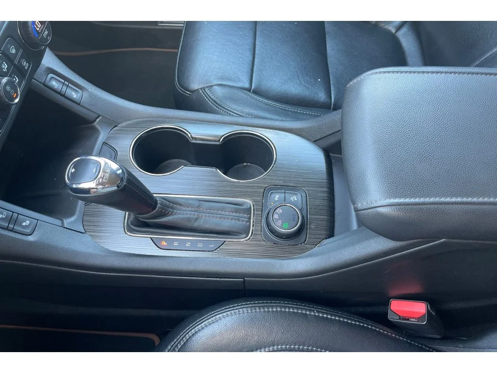 Used 2017 Iridium Metallic GMC SLE image 32