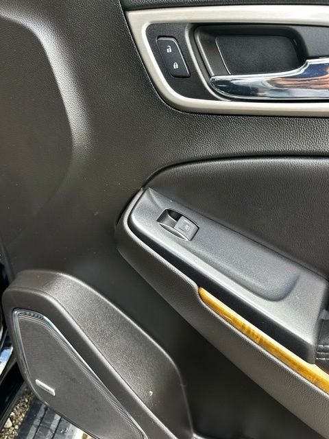 Used 2017 Onyx Black GMC Denali image 21