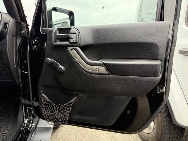 Used 2017 Black Clearcoat Jeep Sport image 16