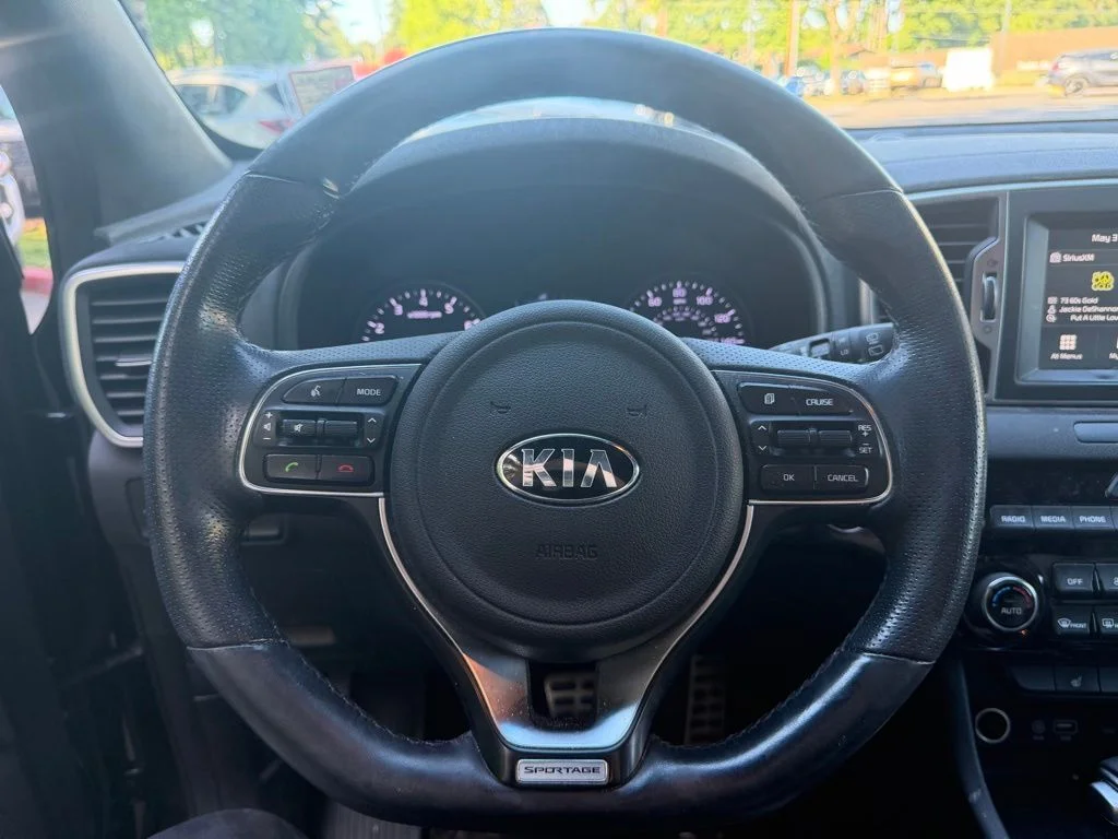 Used 2019 Black Cherry Kia EX image 17