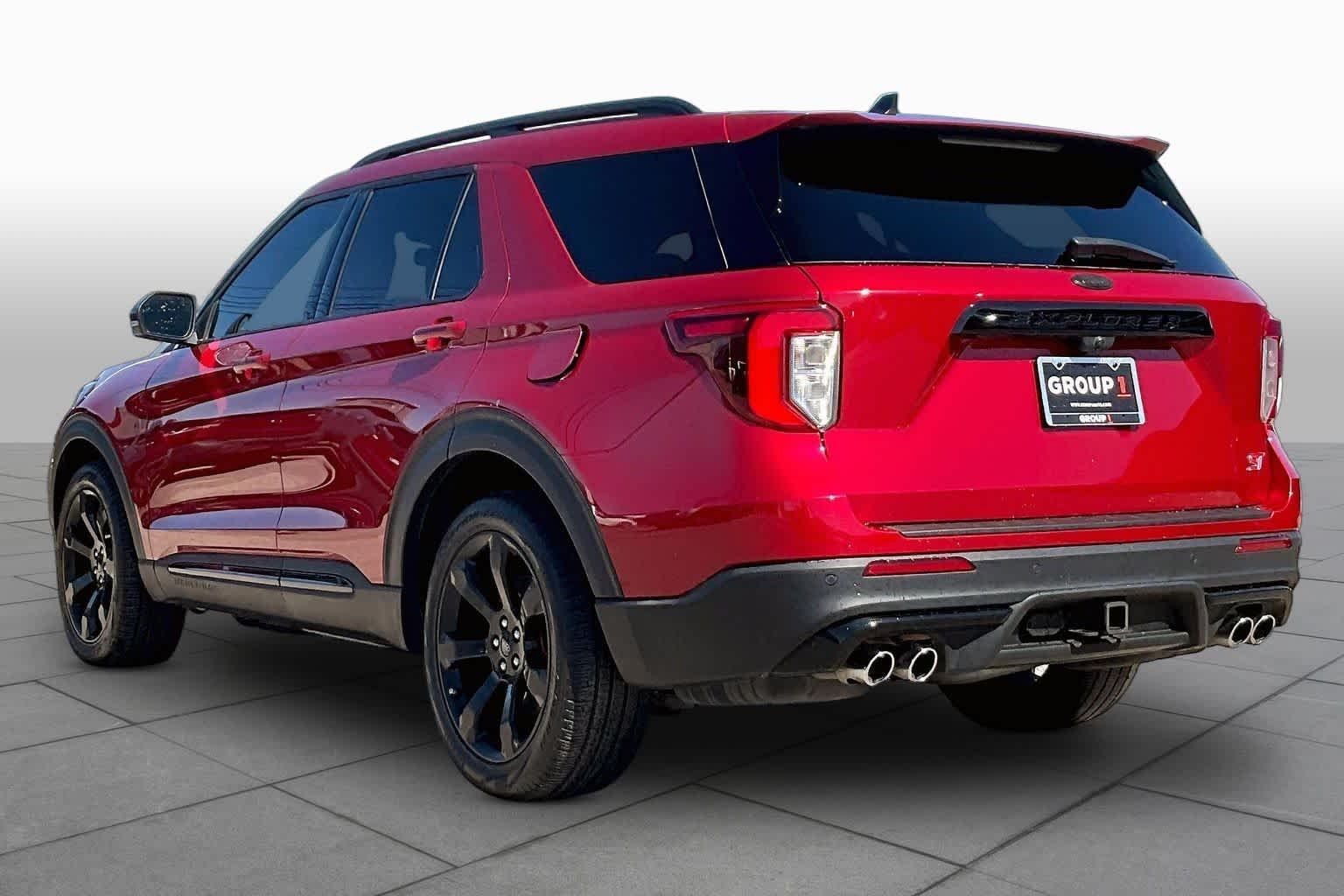 Used 2022 Rapid Red Metallic Tinted Clearcoat Ford ST image 12