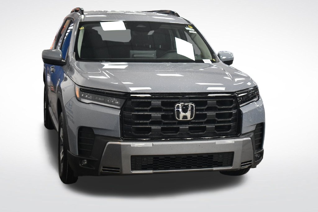 New 2026 Sonic Gray Pearl Honda EX-L image 3
