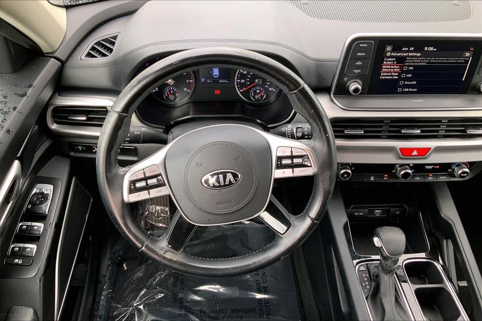 Used 2020 Sangria Kia LX image 6
