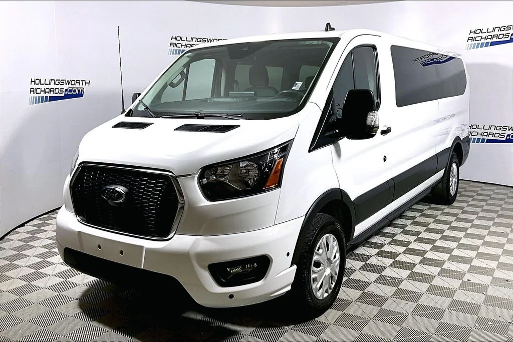 2024 Ford Transit 350 XLT Low Roof Sliding Pass. 148's photo