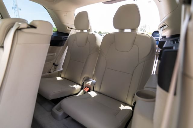 Used 2016 Sand Metallic Volvo T6 Momentum image 35