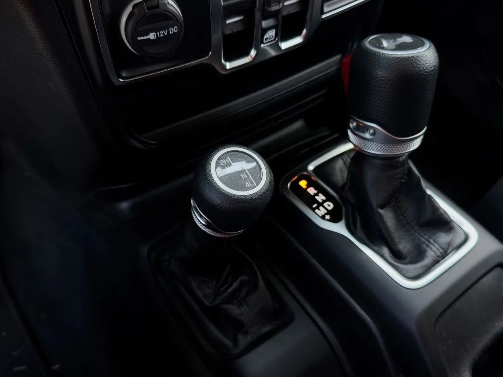 Used 2022 Green Jeep Unlimited Sport S image 13