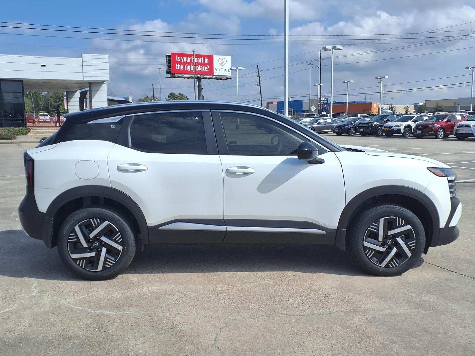 2026 Nissan Kicks SV - 3