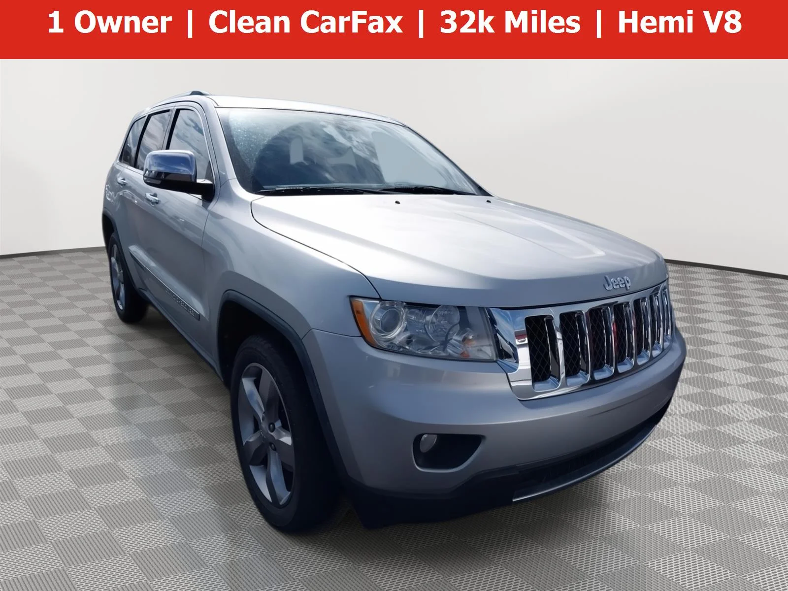 2011 Jeep Grand Cherokee Overland 4WD's photo