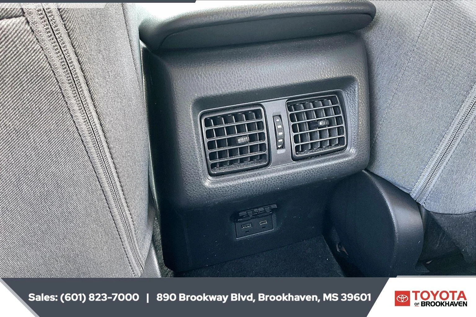 Used 2025 Underground Toyota LE image 24