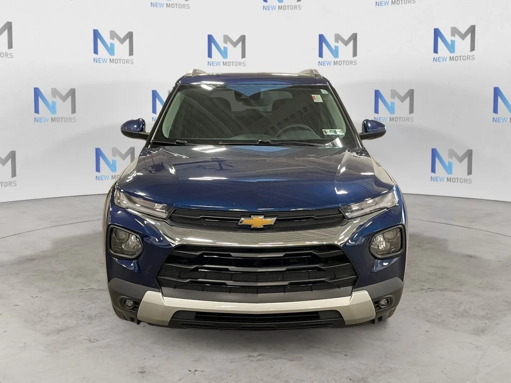 Used 2023 Blue Chevrolet LT image 8