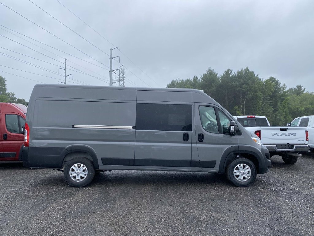 Used 2025 White Ram High Roof image 2