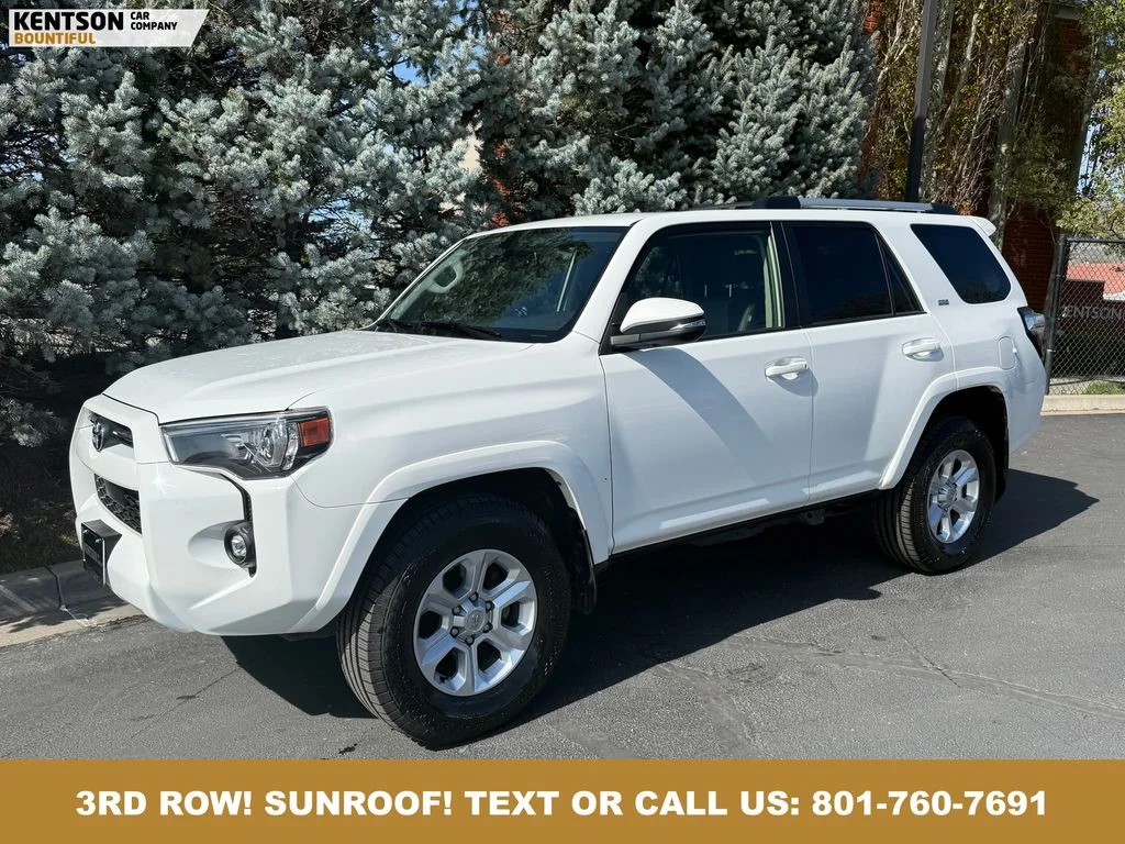 2024 Toyota 4Runner SR5 Premium 4WD V6's photo
