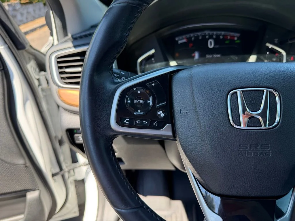 Used 2020 Platinum White Pearl Honda EX-L image 17