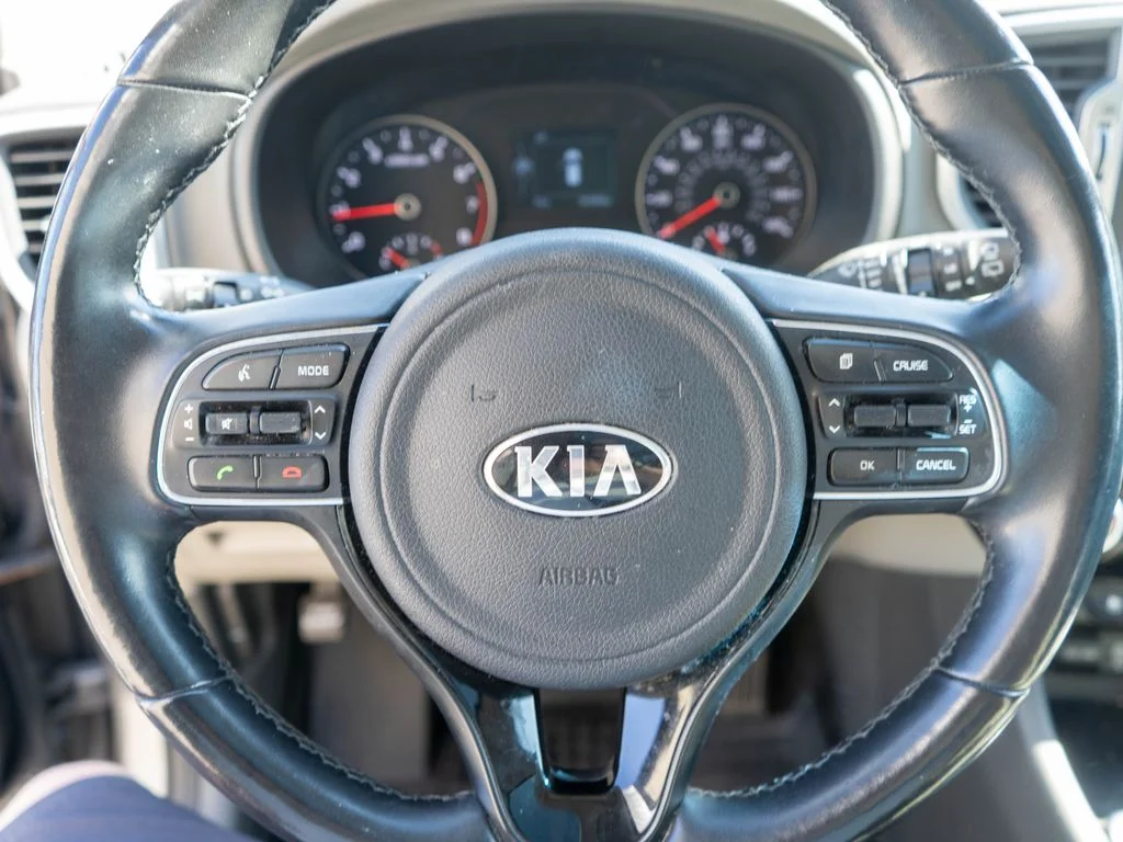 Used 2018 Silver Kia EX image 17