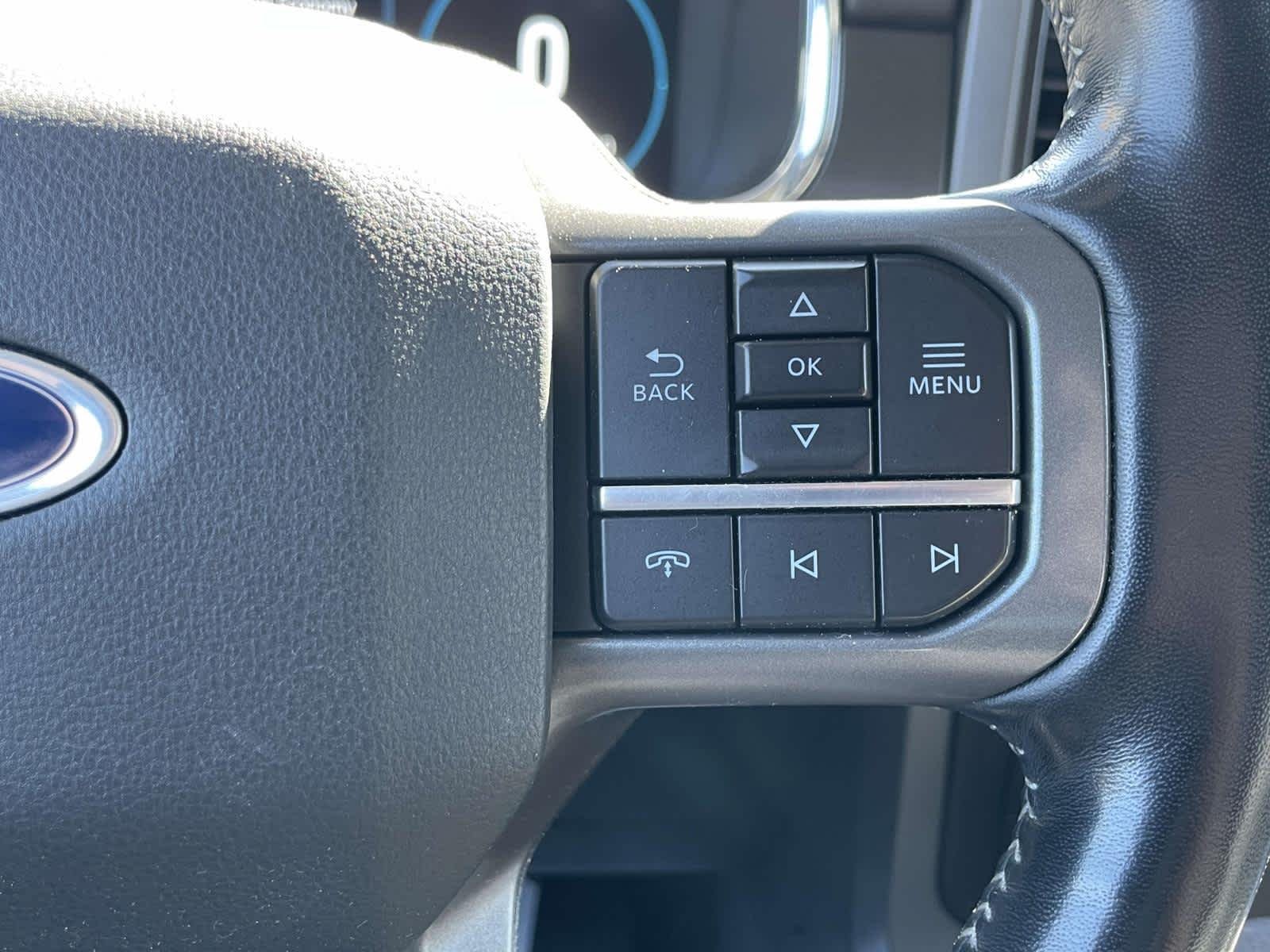 Used 2021 Agate Black Metallic Ford LARIAT image 43