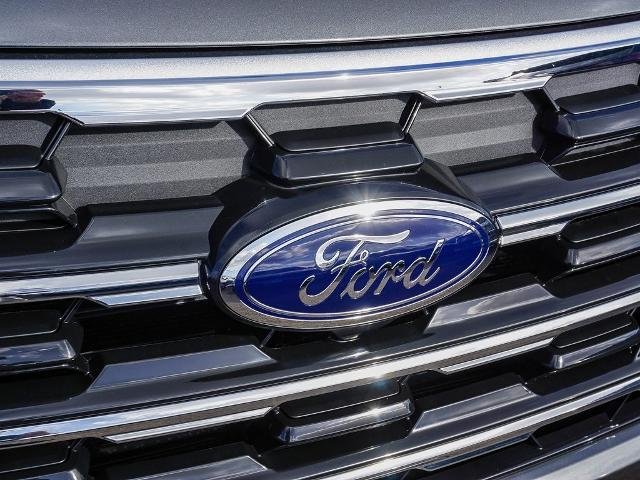 New 2026 Carbonized Gray Metallic Ford Active image 37