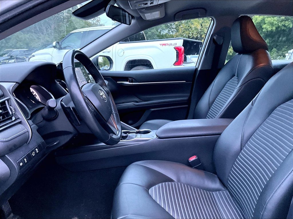 Used 2024 Silver Toyota SE image 4