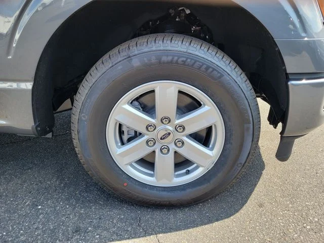 New 2026 Carbonized Gray Metallic Ford XLT image 6