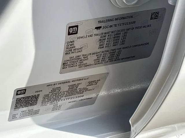 New 2026 Summit White Chevrolet LT DRW image 25