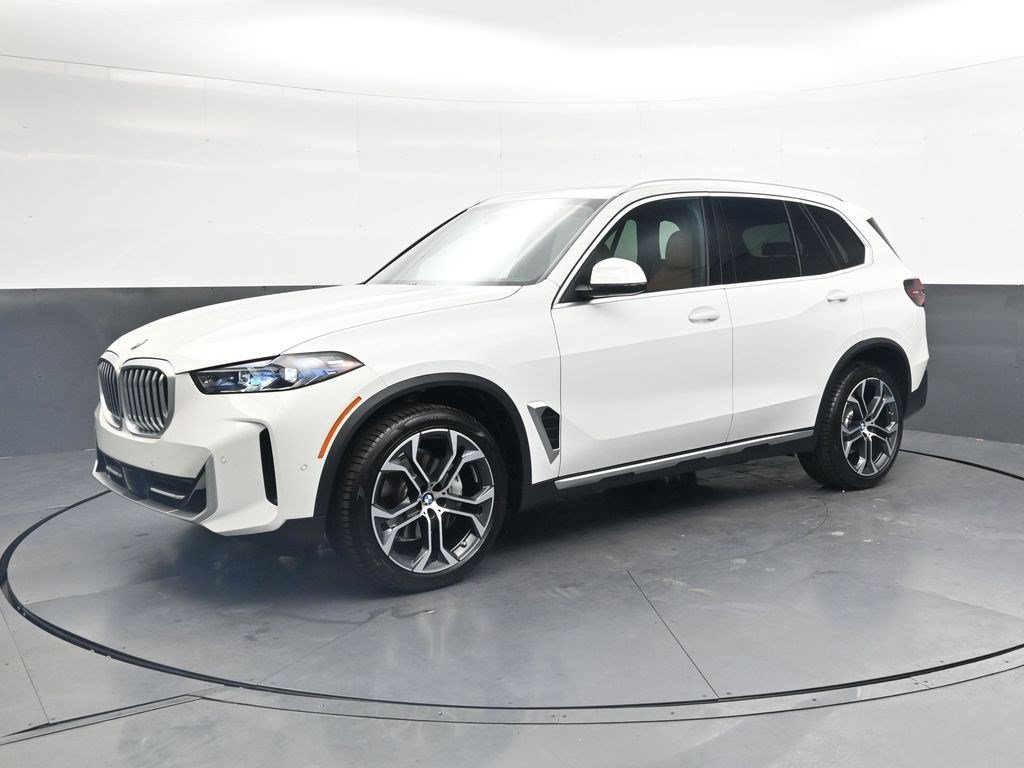 Used 2026 Alpine White BMW xDrive40i image 8