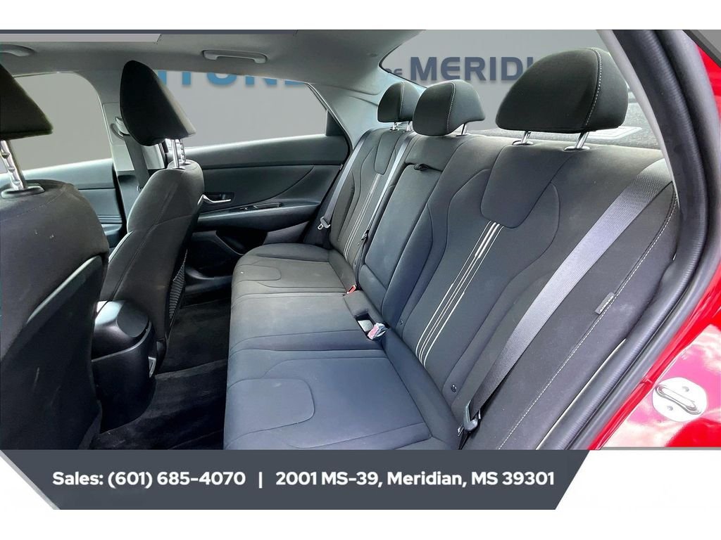 Used 2024 Ultimate Red Hyundai SEL image 19