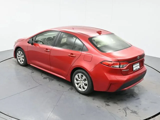 Used 2020 Barcelona Red Metallic Toyota LE image 21
