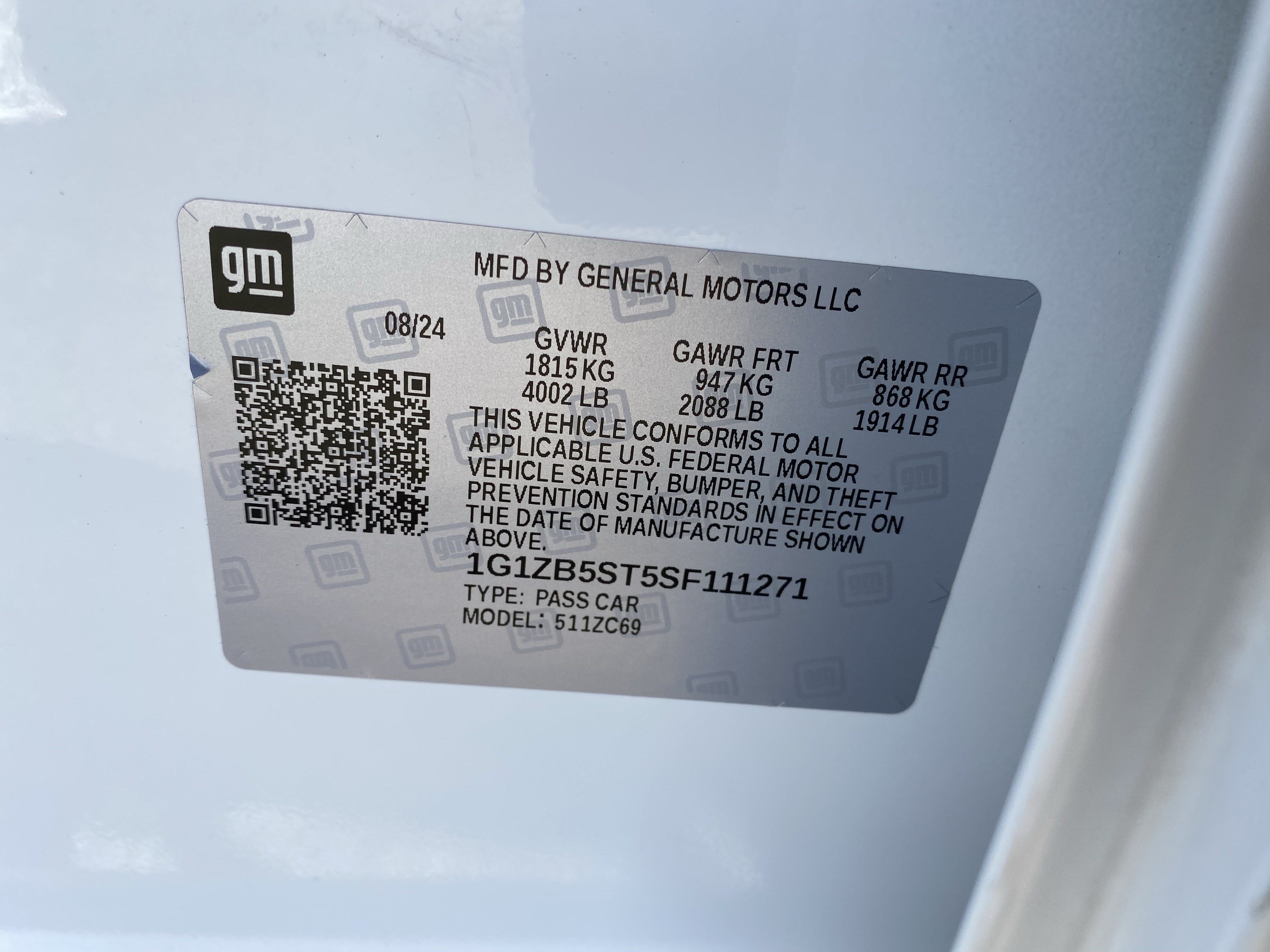 Used 2025 Summit White Chevrolet LS image 30