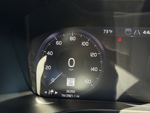 Used 2022 Black Volvo Inscription image 11