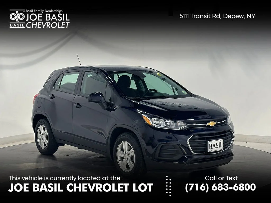 Used 2021 Blue Chevrolet LS image 1