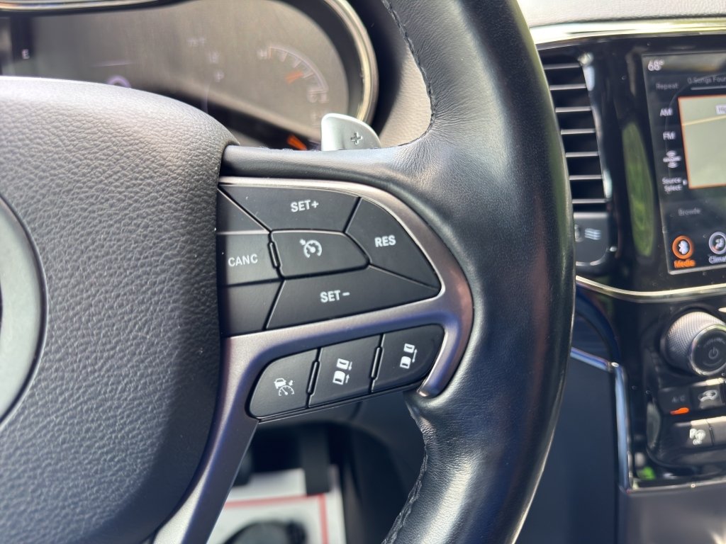 Used 2020 Bright White Jeep Limited X image 27