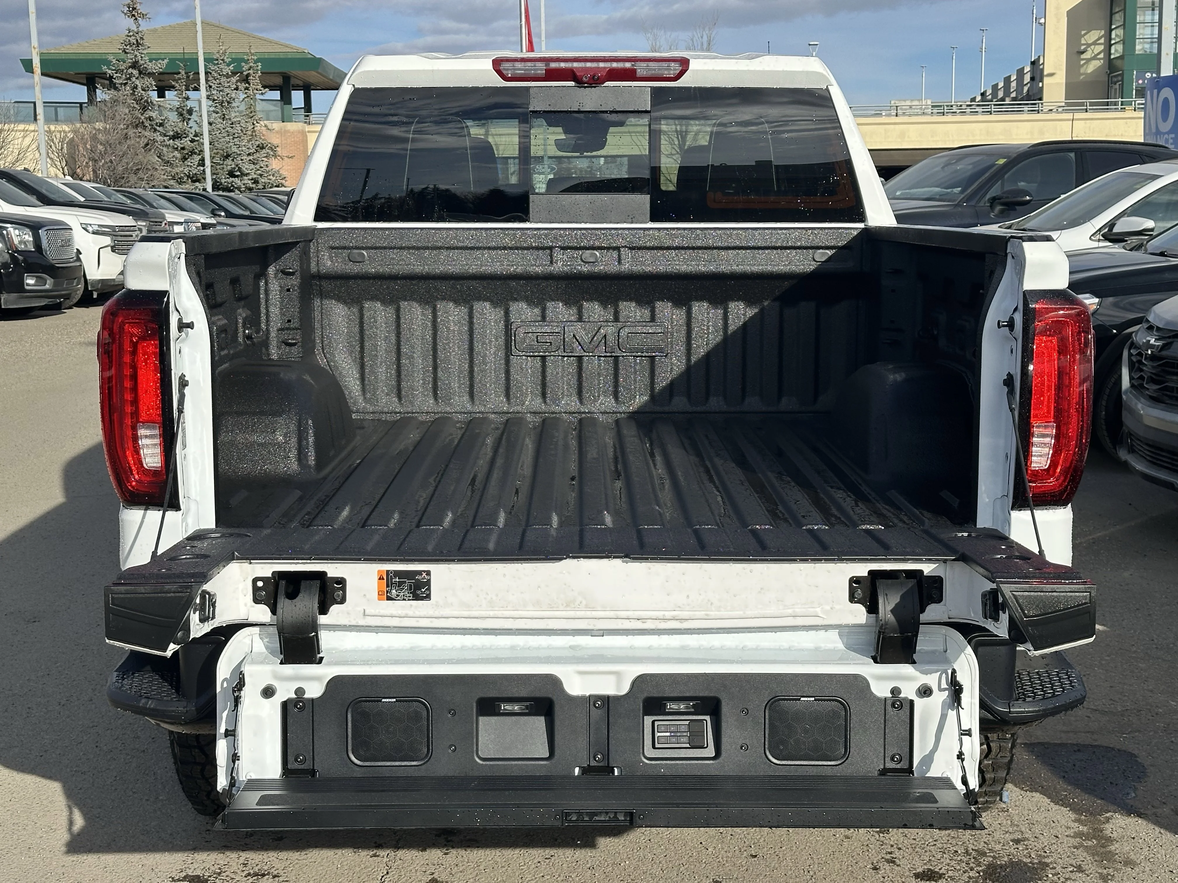 New 2026 Summit White GMC AT4X image 9
