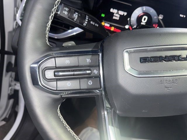 Used 2024 White Frost Tricoat GMC FWD Denali image 12