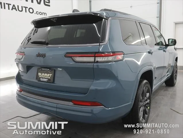 New 2026 Steel Blue Jeep Limited image 5