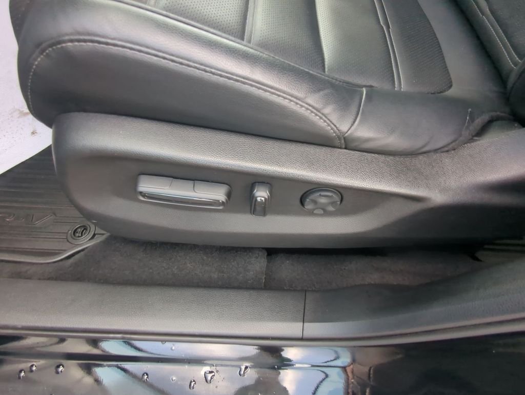 2022 Honda CR-V Touring - Photo 12