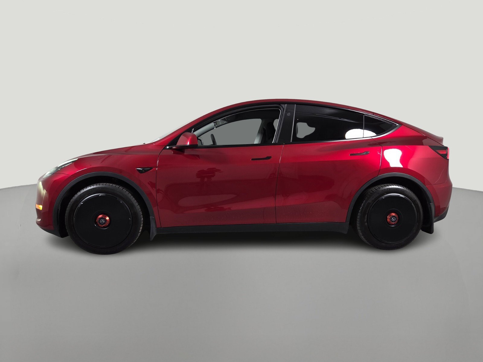 Used 2024 Tesla Model Y Long Range with VIN 7SAYGDEE5RA233753 for sale in Henderson, NV
