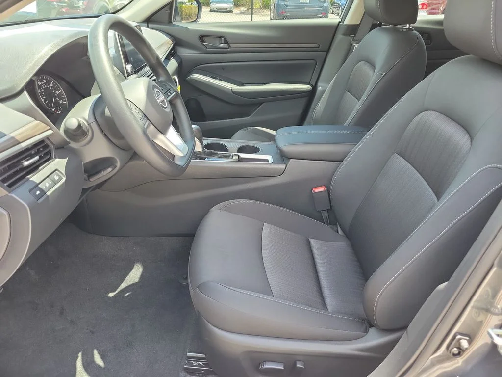 New 2026 Gray Nissan 2.5 SV image 19