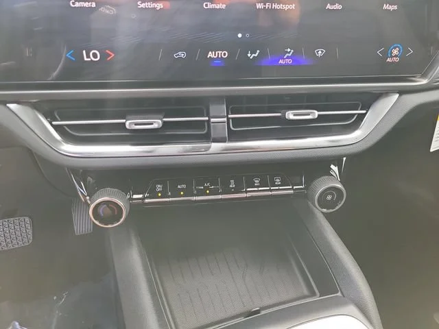 New 2026 Summit White Chevrolet LT image 33