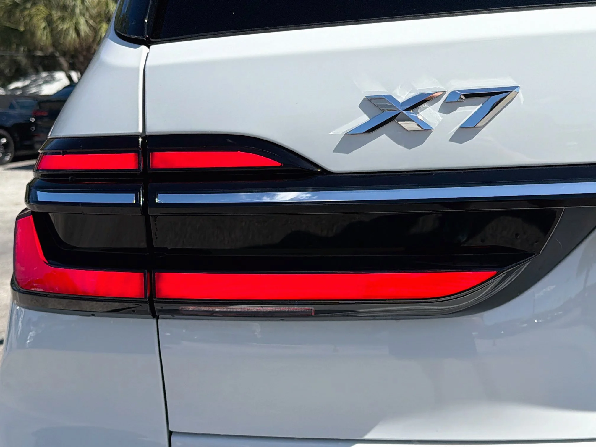 New 2027 Alpine White BMW xDrive40i image 10