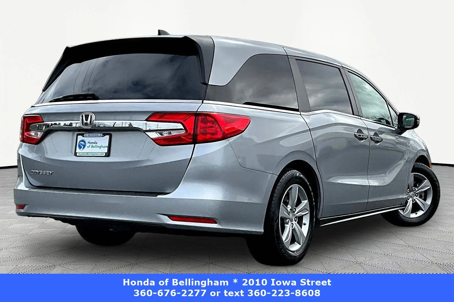 Used 2018 Lunar Silver Metallic Honda EX-L image 6