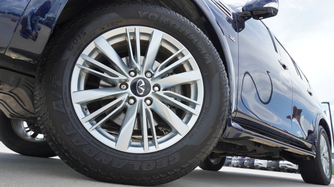 Used 2019 Blue INFINITI LUXE image 11