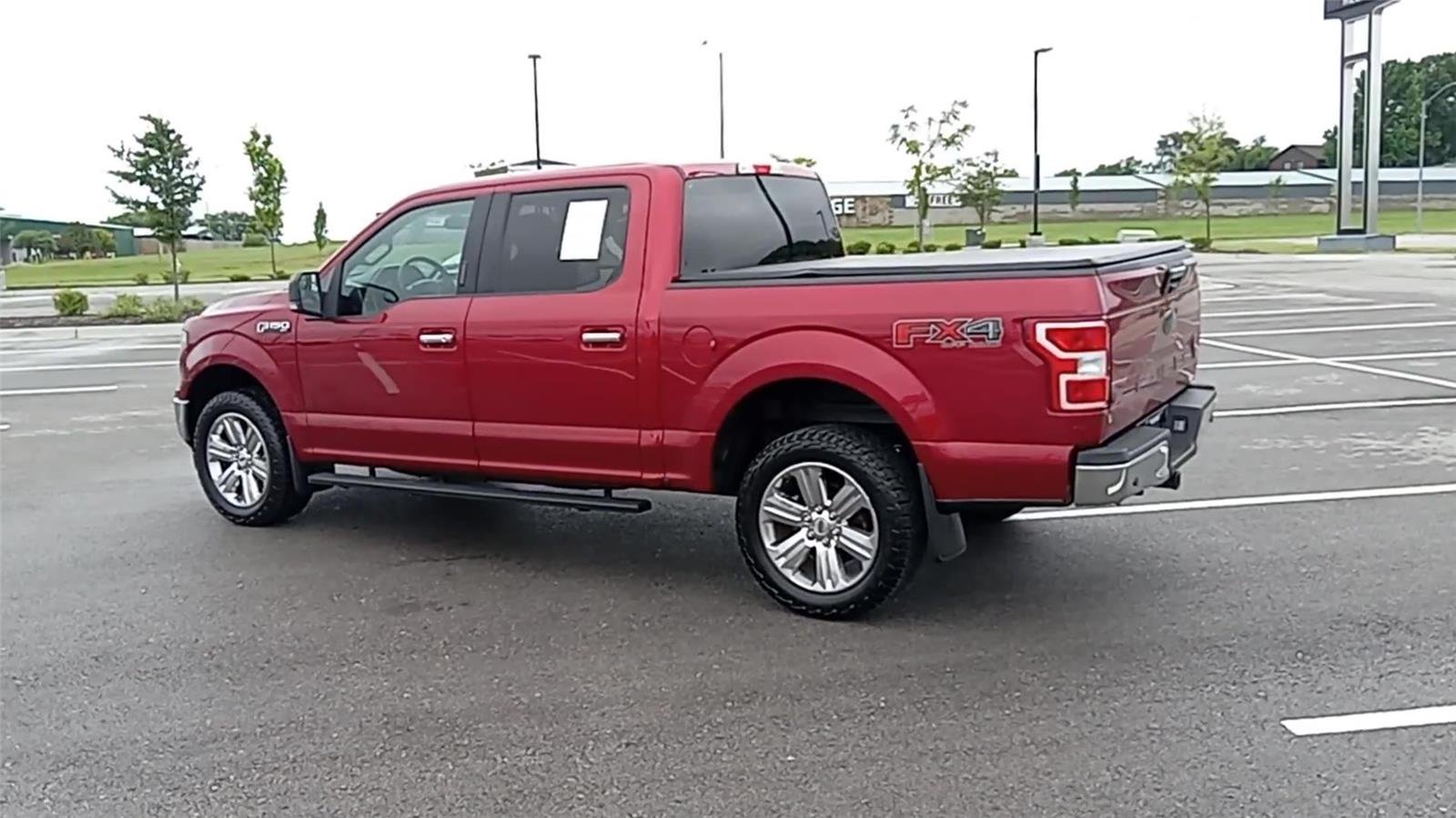 Used 2018 Red Ford XLT image 6