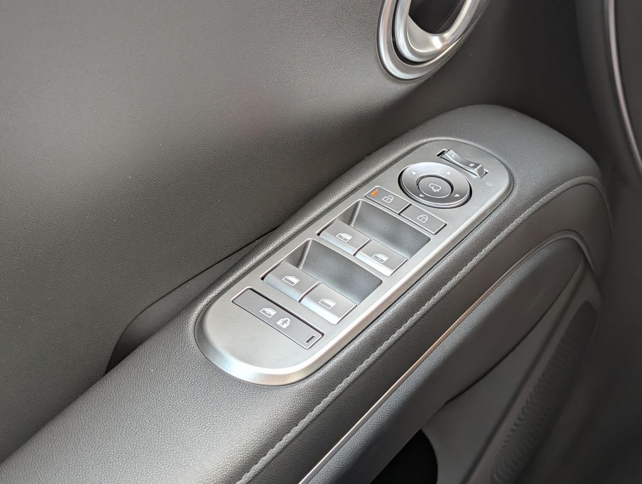 New 2026 Ecotronic Gray Pearl Hyundai SEL Premium 7P image 11