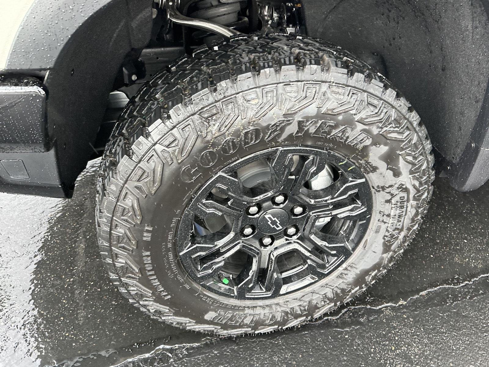 New 2026 White Sands Chevrolet ZR2 image 16