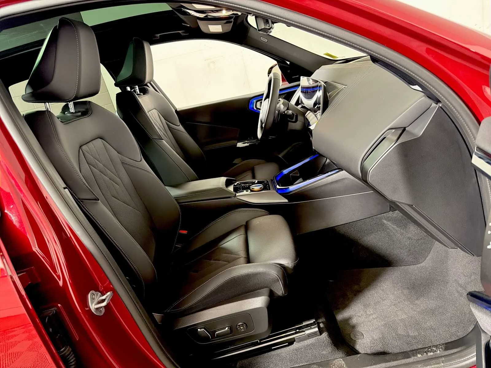2026 BMW X3 30 - Photo 24